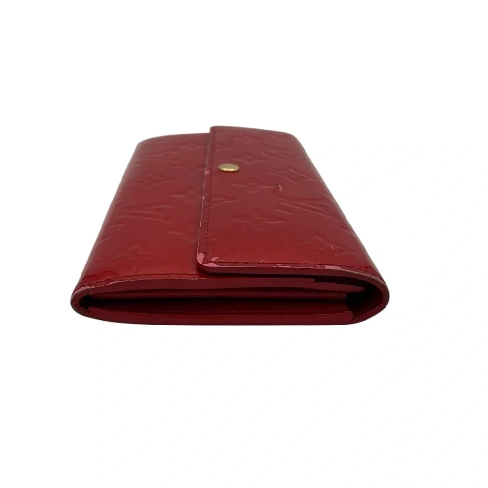 Pre-loved Louis Vuitton Red Vernis Sarah Wallet